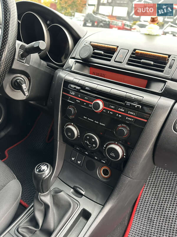 Седан Mazda 3 2009 в Львове