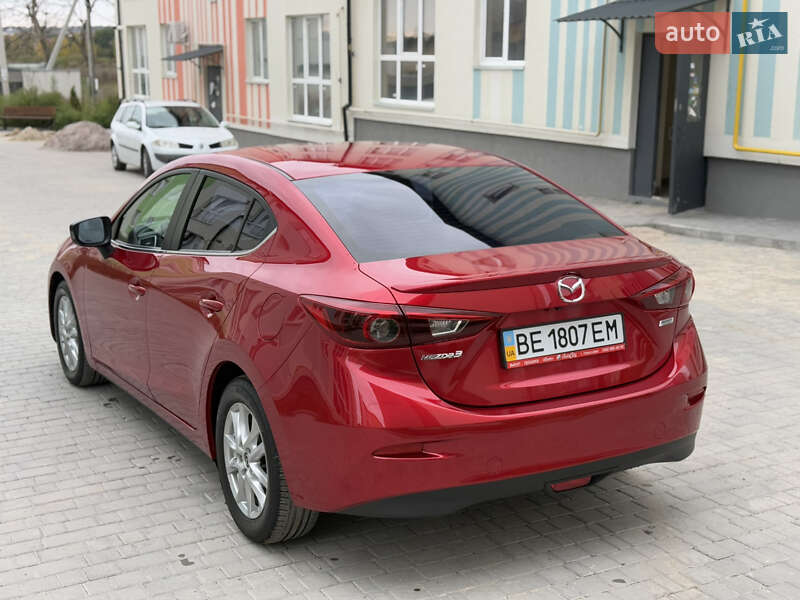Седан Mazda 3 2014 в Виннице