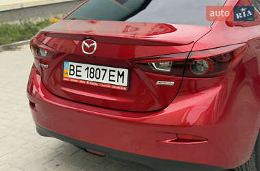 Седан Mazda 3 2014 в 