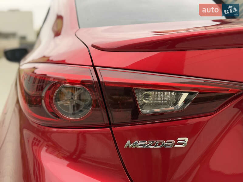 Седан Mazda 3 2014 в Виннице