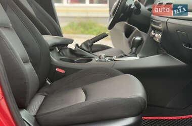 Седан Mazda 3 2014 в 