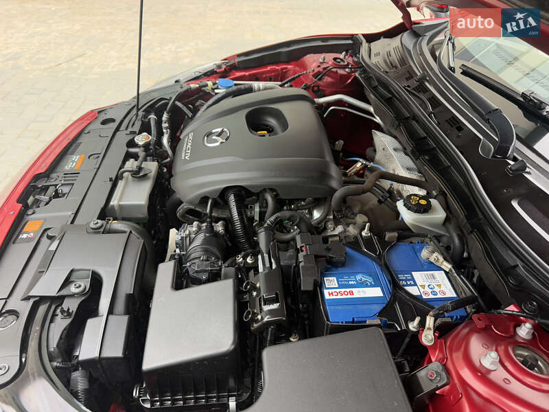 Седан Mazda 3 2014 в Виннице