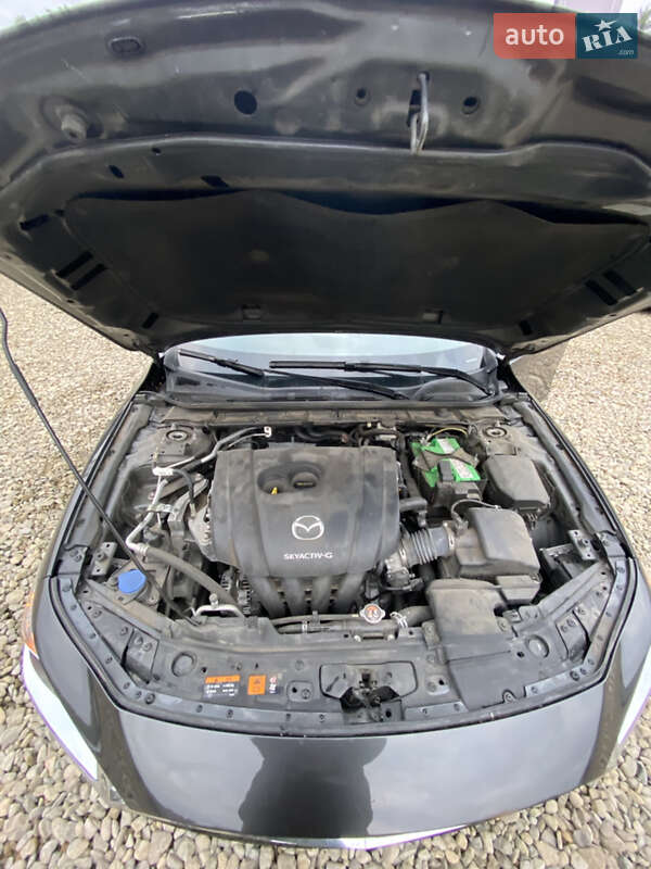 Седан Mazda 3 2021 в Львові