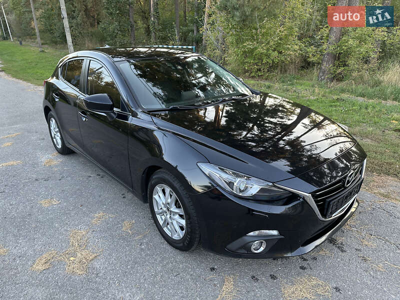 Хетчбек Mazda 3 2016 в Києві