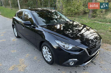Хэтчбек Mazda 3 2016 в 
