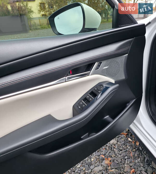 Хэтчбек Mazda 3 2019 в Луцке фото 14 Хэтчбек Mazda 3 2019 в Луцке