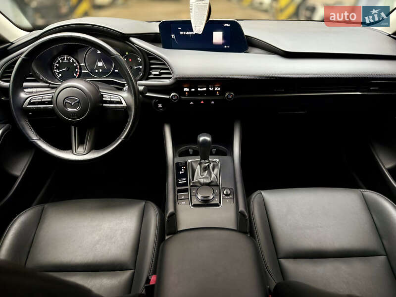 Седан Mazda 3 2023 в Харкові