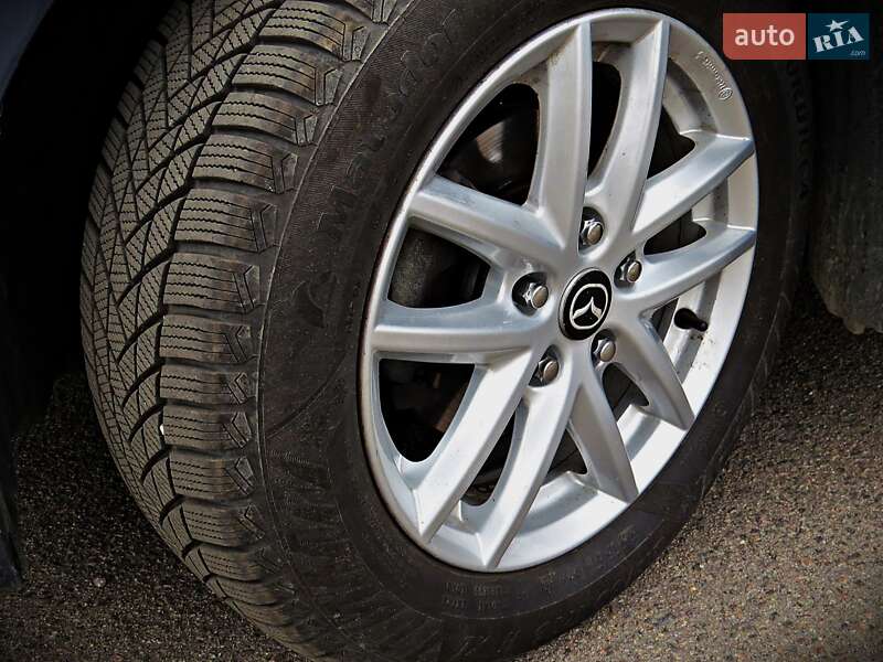 Седан Mazda 3 2015 в Черкассах