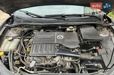 Седан Mazda 3 2006 в  фото 15 Седан Mazda 3 2006 в
