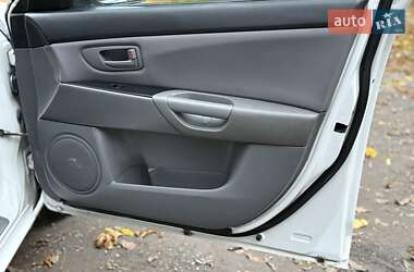 Хетчбек Mazda 3 2007 в 