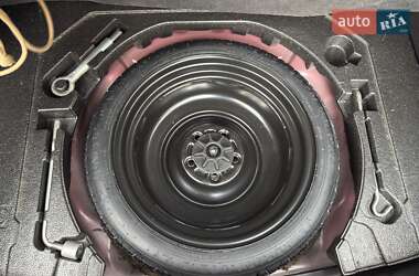 Хэтчбек Mazda 3 2013 в 
