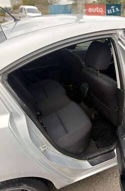 Седан Mazda 3 2005 в  фото 9 Седан Mazda 3 2005 в