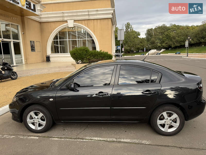 Седан Mazda 3 2006 в Одессе