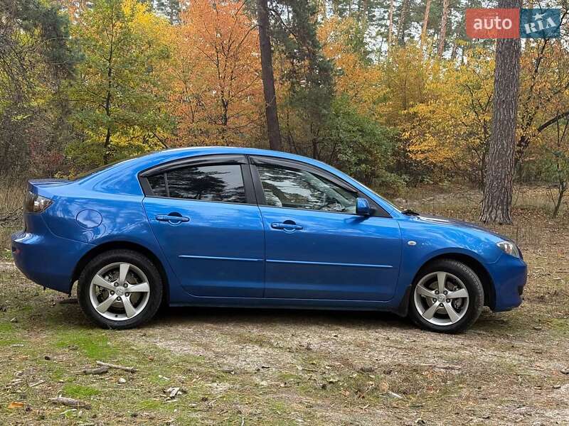 Седан Mazda 3 2006 в Черкассах