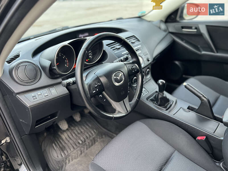 Хэтчбек Mazda 3 2010 в Виннице фото 11 Хэтчбек Mazda 3 2010 в Виннице
