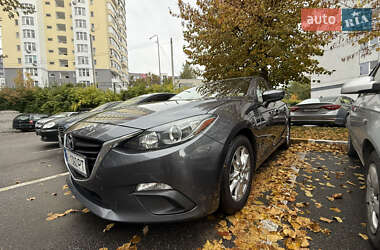 Седан Mazda 3 2015 в Ірпені
