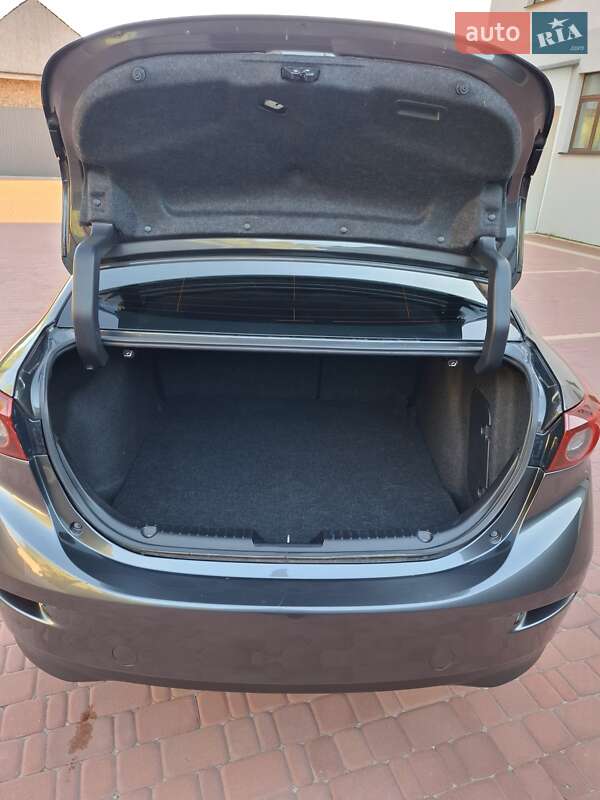 Седан Mazda 3 2018 в Жашкове фото 11 Седан Mazda 3 2018 в Жашкове