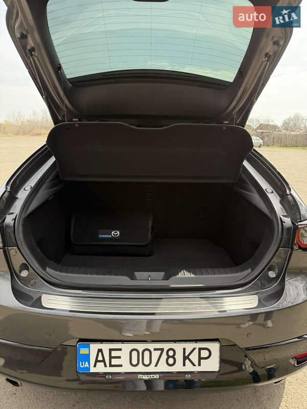 Хэтчбек Mazda 3 2021 в Днепре