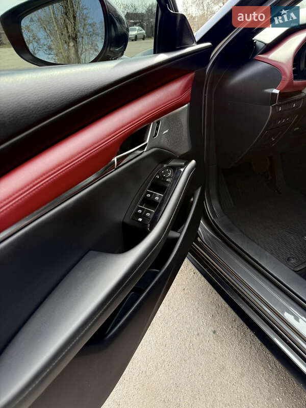 Хэтчбек Mazda 3 2021 в Днепре