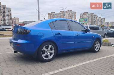 Седан Mazda 3 2005 в 