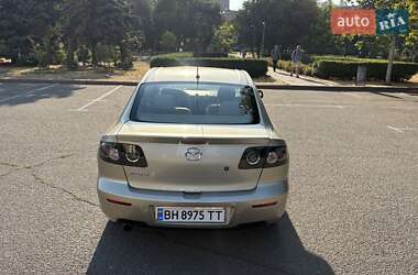 Седан Mazda 3 2007 в 