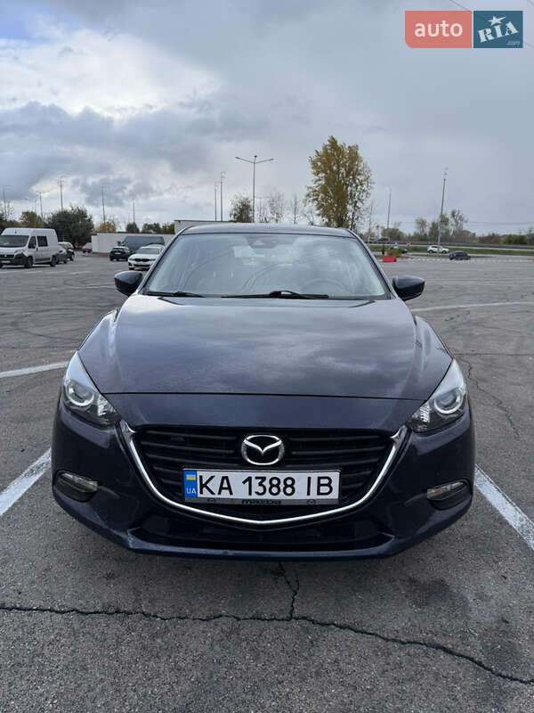 Хетчбек Mazda 3 2017 в Києві фото 5 Хетчбек Mazda 3 2017 в Києві