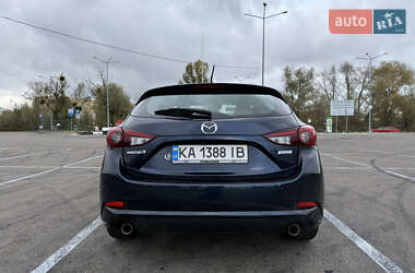 Хэтчбек Mazda 3 2017 в 