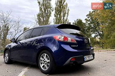 Хэтчбек Mazda 3 2011 в 