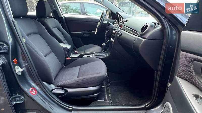 Седан Mazda 3 2008 в Киеве