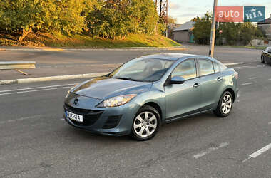 Седан Mazda 3 2011 в 