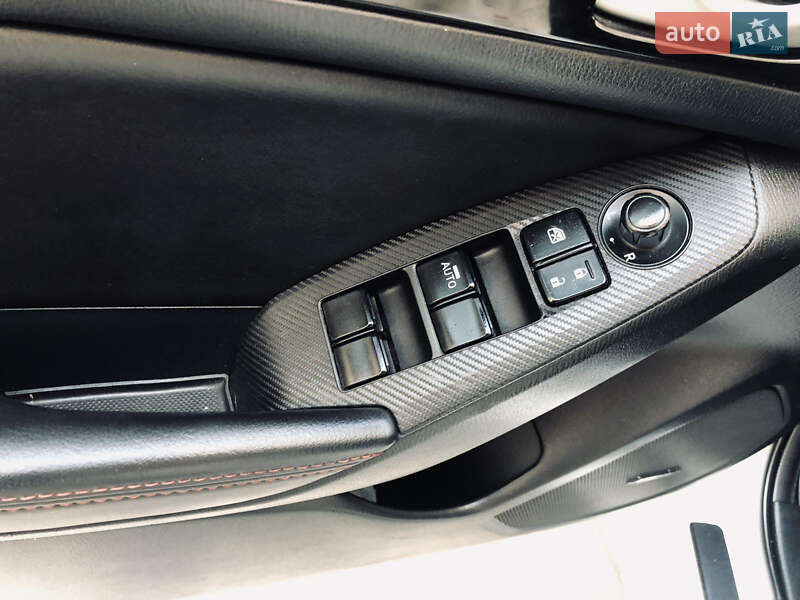 Седан Mazda 3 2015 в Одесі