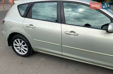 Хэтчбек Mazda 3 2008 в 
