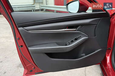 Седан Mazda 3 2021 в  фото 21 Седан Mazda 3 2021 в