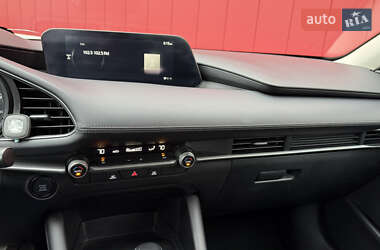 Седан Mazda 3 2021 в  фото 30 Седан Mazda 3 2021 в