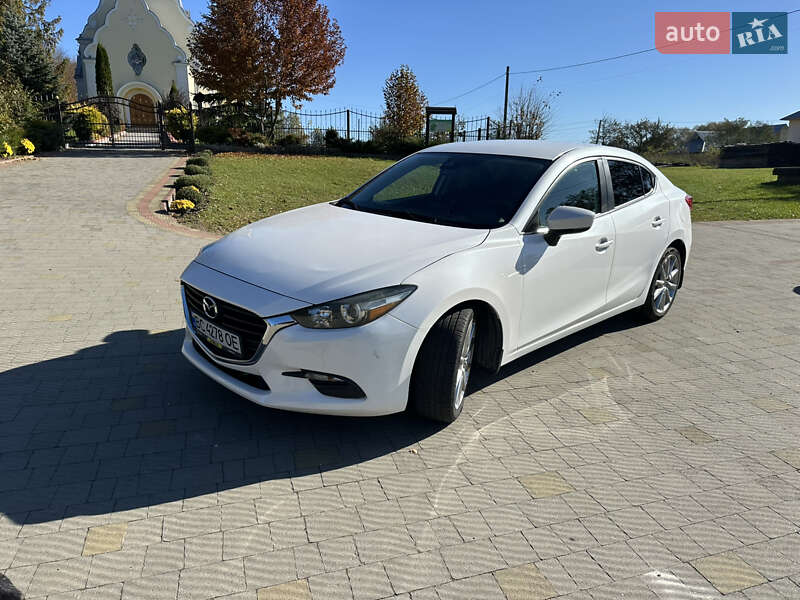 Mazda 3 2016