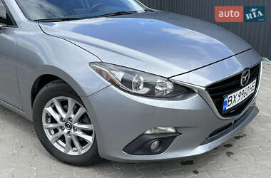Седан Mazda 3 2016 в  фото 4 Седан Mazda 3 2016 в