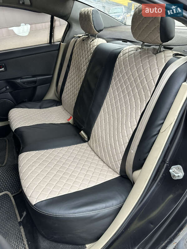 Седан Mazda 3 2008 в Києві