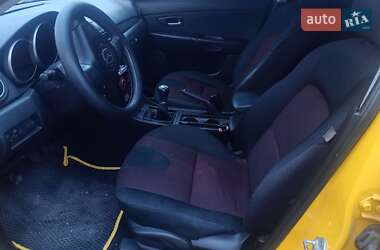 Хэтчбек Mazda 3 2004 в 
