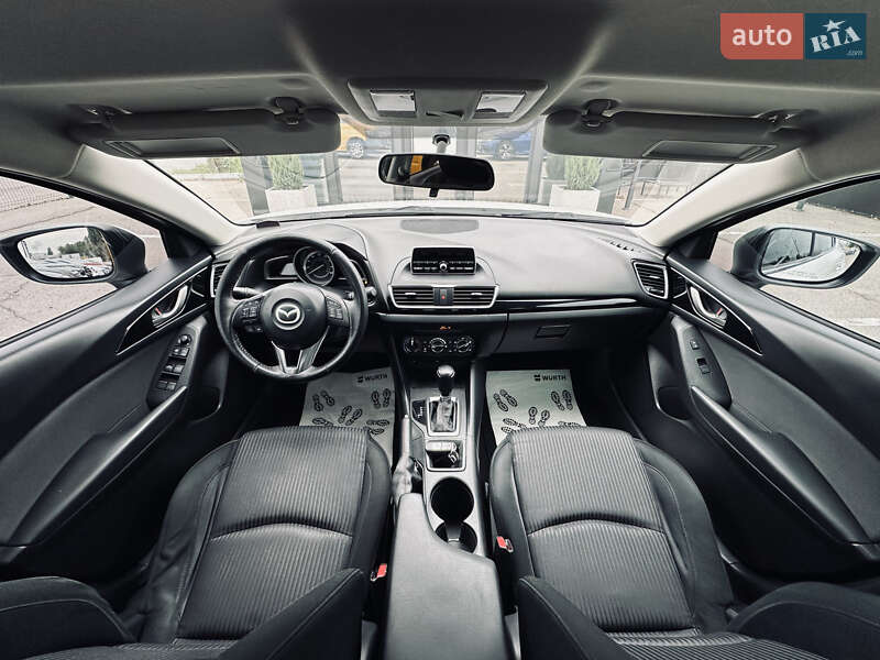 Седан Mazda 3 2014 в Кременчуці
