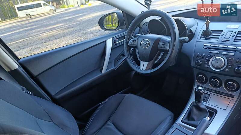 Хетчбек Mazda 3 2010 в Бродах фото 17 Хетчбек Mazda 3 2010 в Бродах