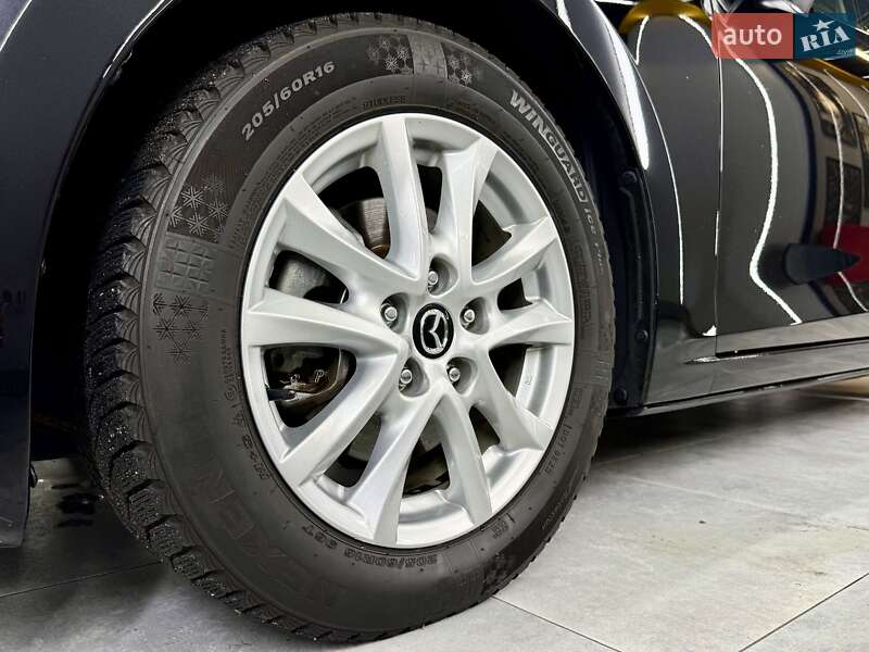 Хэтчбек Mazda 3 2015 в Киеве фото 9 Хэтчбек Mazda 3 2015 в Киеве