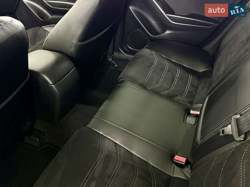 Хэтчбек Mazda 3 2015 в Киеве фото 17 Хэтчбек Mazda 3 2015 в Киеве