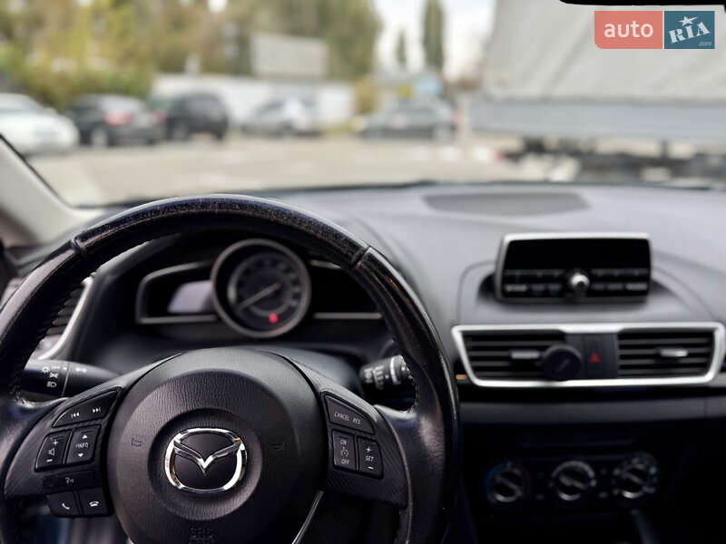 Хетчбек Mazda 3 2014 в Києві фото 3 Хетчбек Mazda 3 2014 в Києві