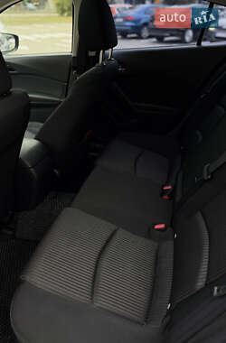 Хетчбек Mazda 3 2014 в 