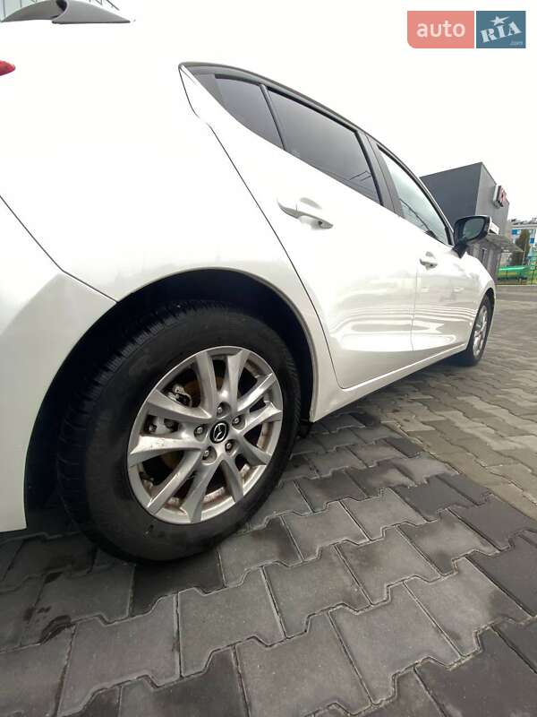 Хетчбек Mazda 3 2013 в Києві фото 5 Хетчбек Mazda 3 2013 в Києві