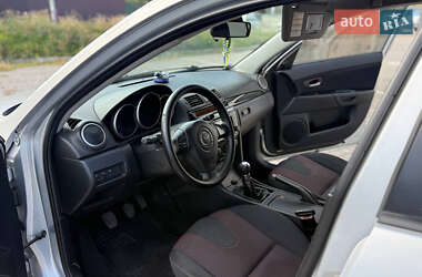 Хэтчбек Mazda 3 2006 в  фото 9 Хэтчбек Mazda 3 2006 в