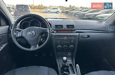 Седан Mazda 3 2005 в  фото 6 Седан Mazda 3 2005 в