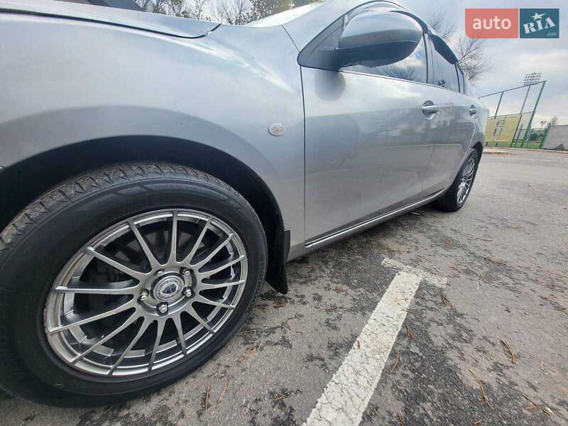 Седан Mazda 3 2010 в Александрие фото 12 Седан Mazda 3 2010 в Александрие