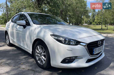 Седан Mazda 3 2016 в Кременчуці