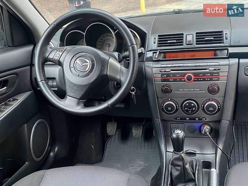 Хэтчбек Mazda 3 2008 в Полтаве